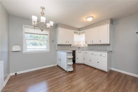 5239 E 115th Street Garfield Heights OH 44125