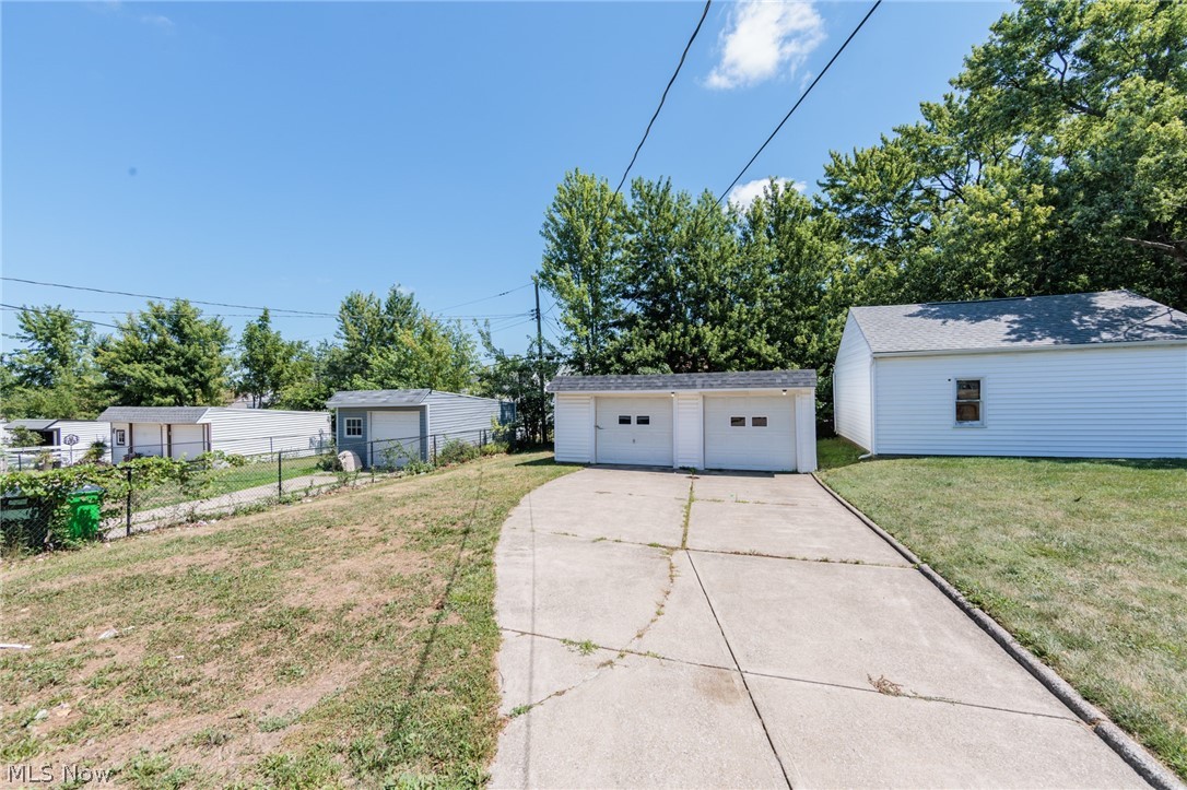 5239 E 115th Street Garfield Heights OH 44125