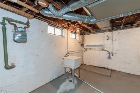 5239 E 115th Street Garfield Heights OH 44125