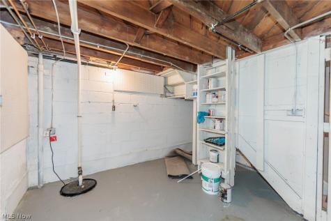 5239 E 115th Street Garfield Heights OH 44125