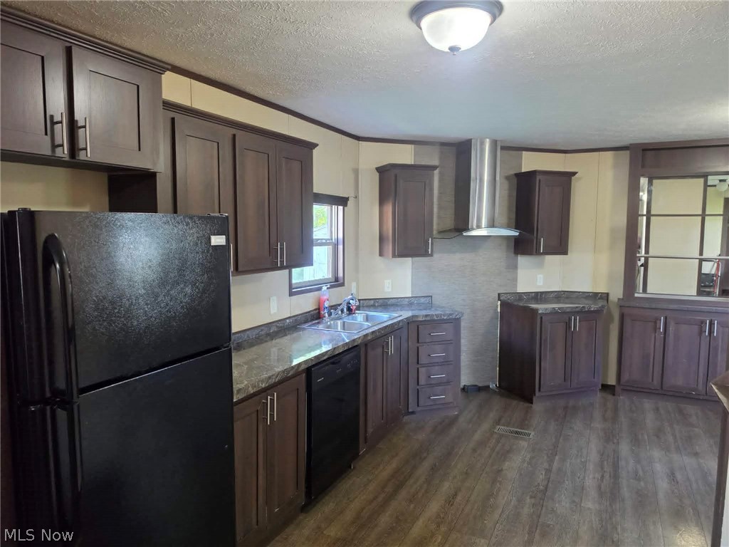 3000 Moxadarla Drive Zanesville OH 43701