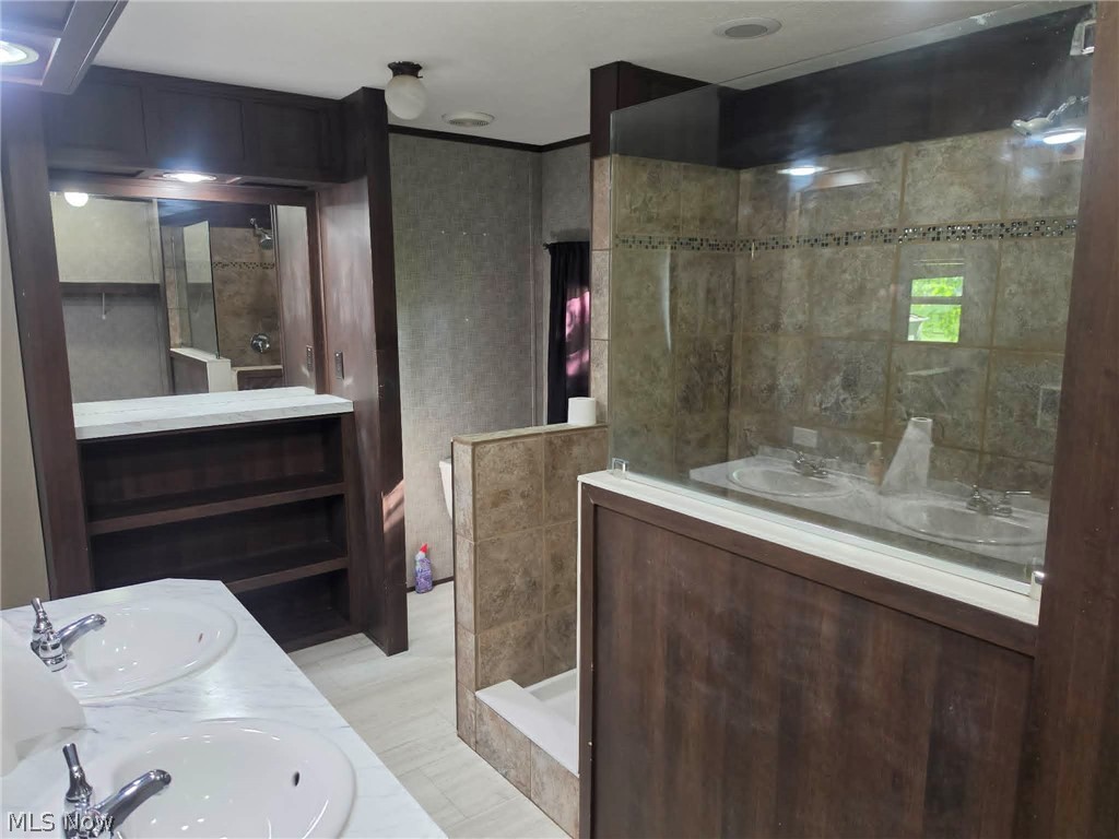 3000 Moxadarla Drive Zanesville OH 43701