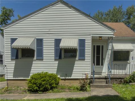 626 Princeton Avenue Elyria OH 44035