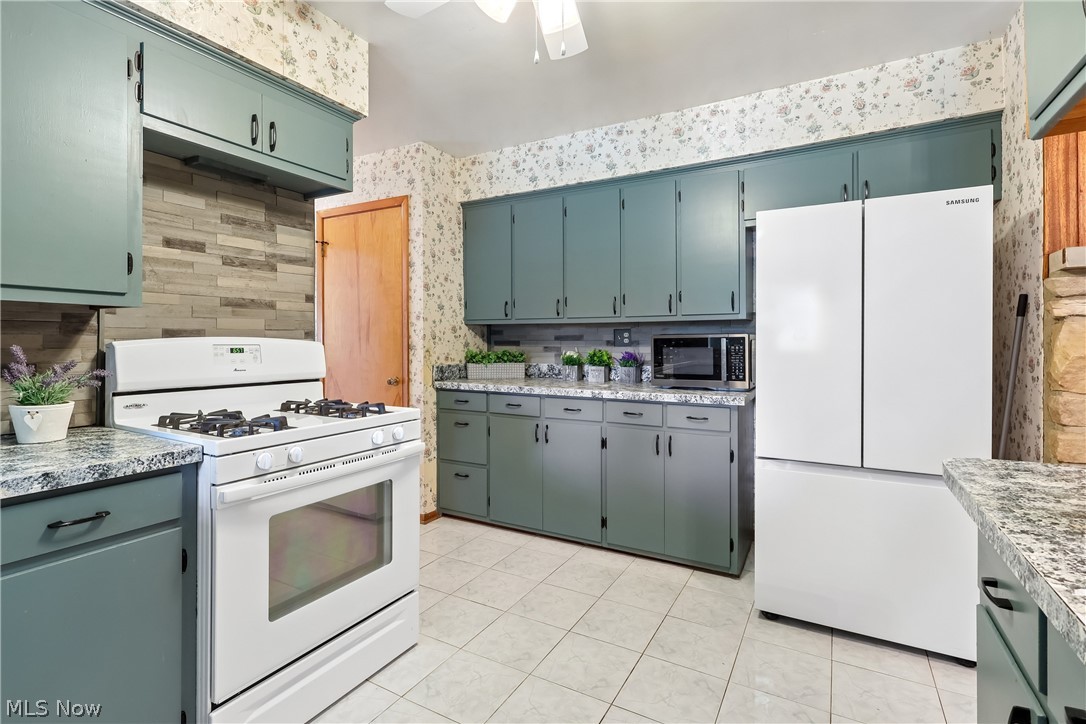 15186 Drake Road Strongsville OH 44136