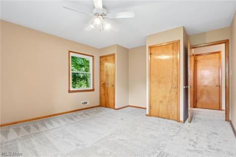 15186 Drake Road Strongsville OH 44136