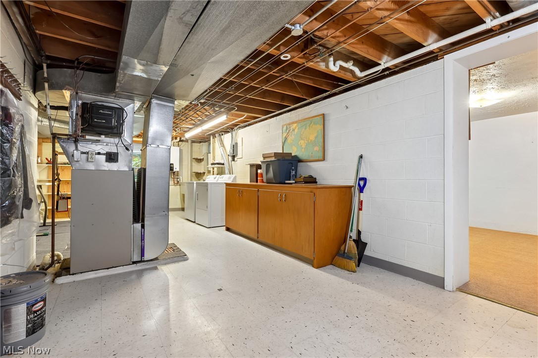 15186 Drake Road Strongsville OH 44136