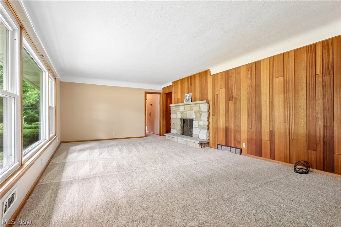 15186 Drake Road Strongsville OH 44136