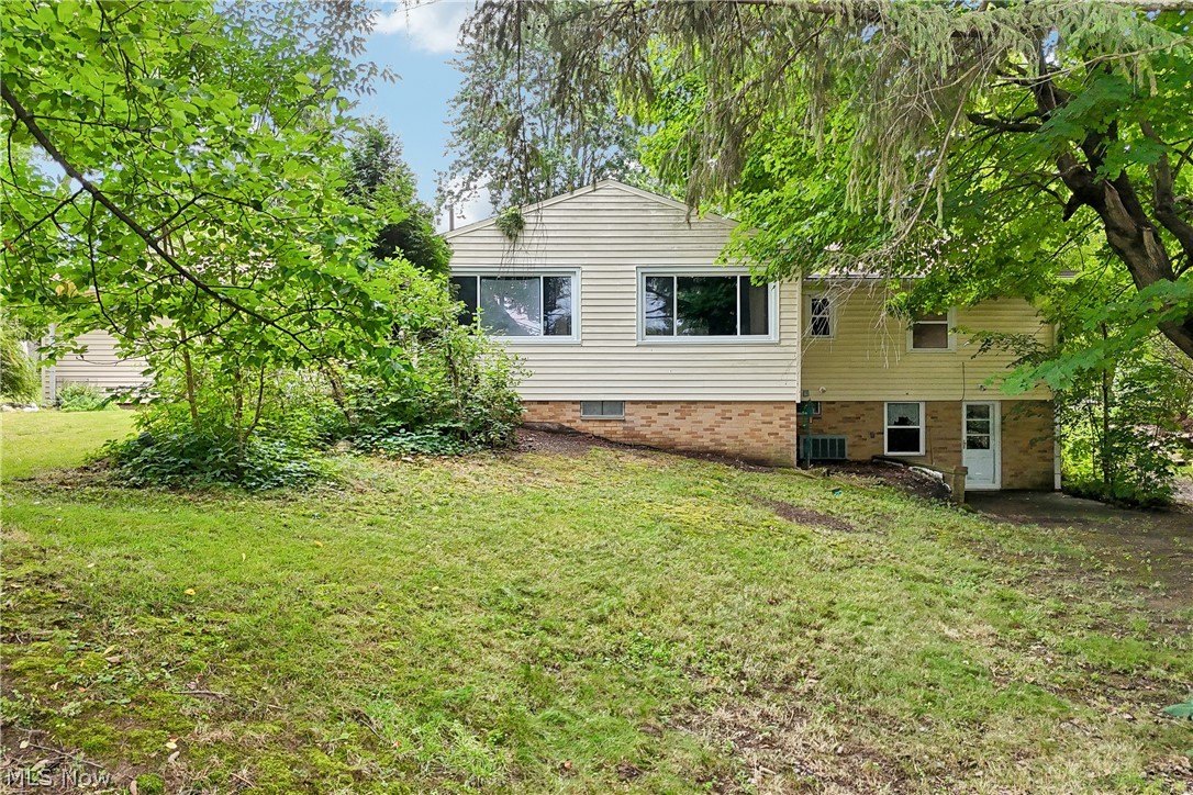 15186 Drake Road Strongsville OH 44136