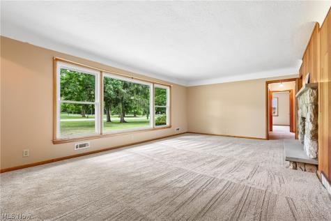 15186 Drake Road Strongsville OH 44136