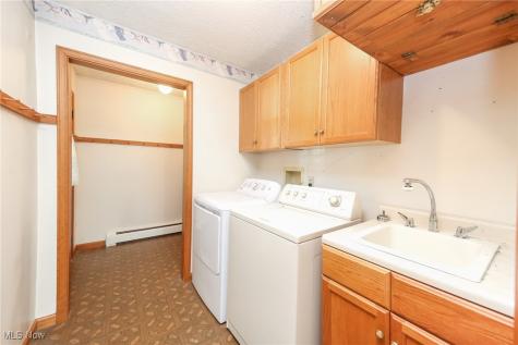 18000 W Western Reserve Road North Benton OH 44449