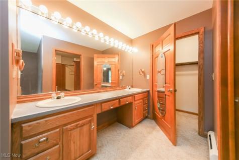 18000 W Western Reserve Road North Benton OH 44449