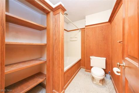 18000 W Western Reserve Road North Benton OH 44449