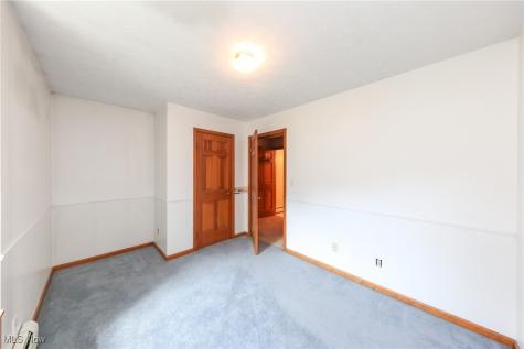 18000 W Western Reserve Road North Benton OH 44449