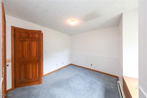 18000 W Western Reserve Road North Benton OH 44449