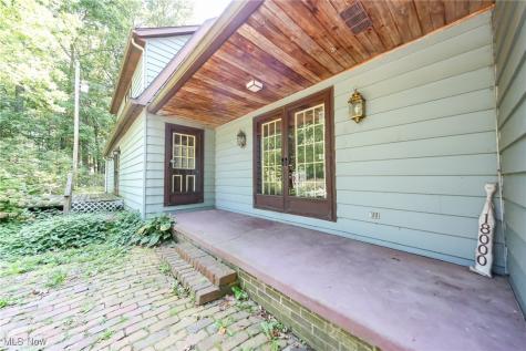 18000 W Western Reserve Road North Benton OH 44449