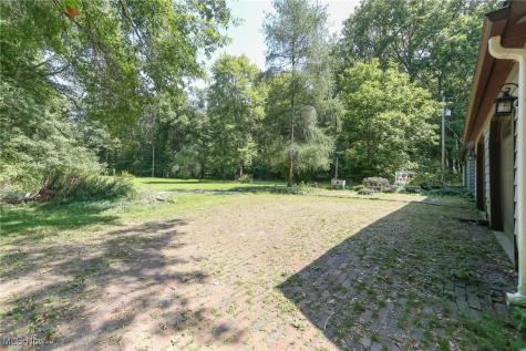 18000 W Western Reserve Road North Benton OH 44449