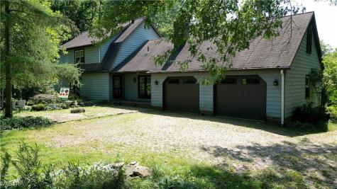 18000 W Western Reserve Road North Benton OH 44449