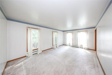 18000 W Western Reserve Road North Benton OH 44449