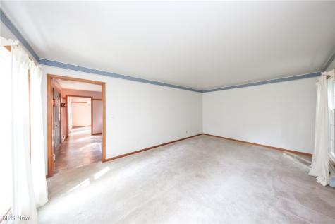 18000 W Western Reserve Road North Benton OH 44449