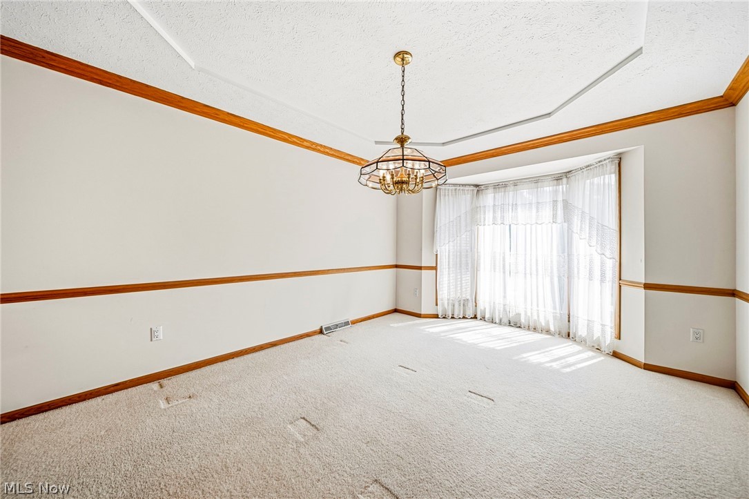 2898 Oakwood Drive Willoughby Hills OH 44094