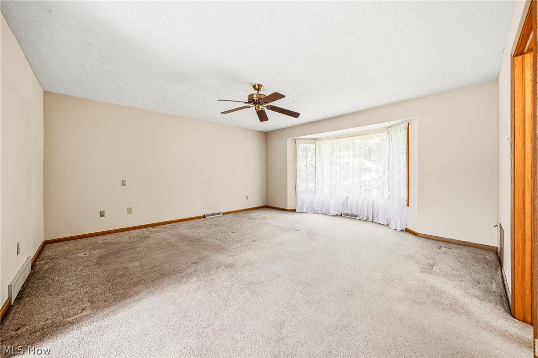 2898 Oakwood Drive Willoughby Hills OH 44094