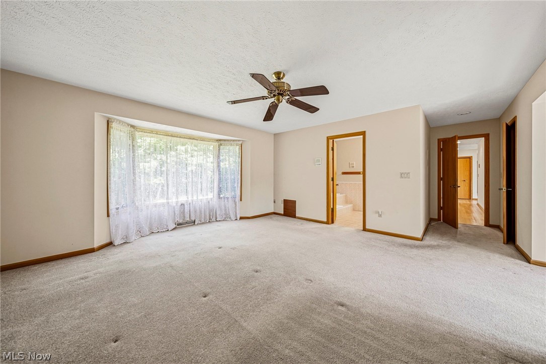 2898 Oakwood Drive Willoughby Hills OH 44094