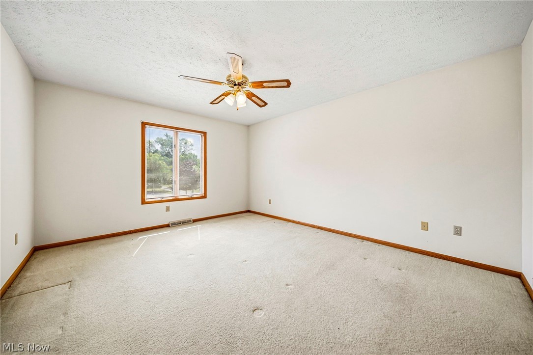 2898 Oakwood Drive Willoughby Hills OH 44094
