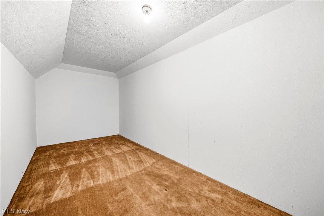 2898 Oakwood Drive Willoughby Hills OH 44094