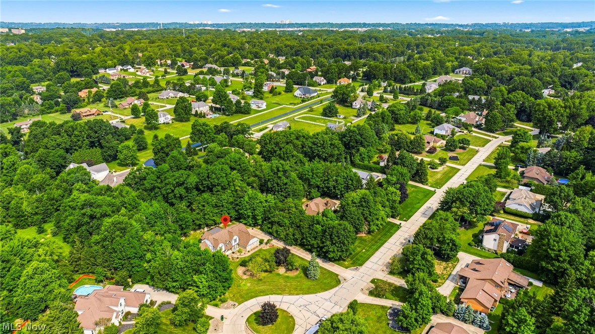 2898 Oakwood Drive Willoughby Hills OH 44094