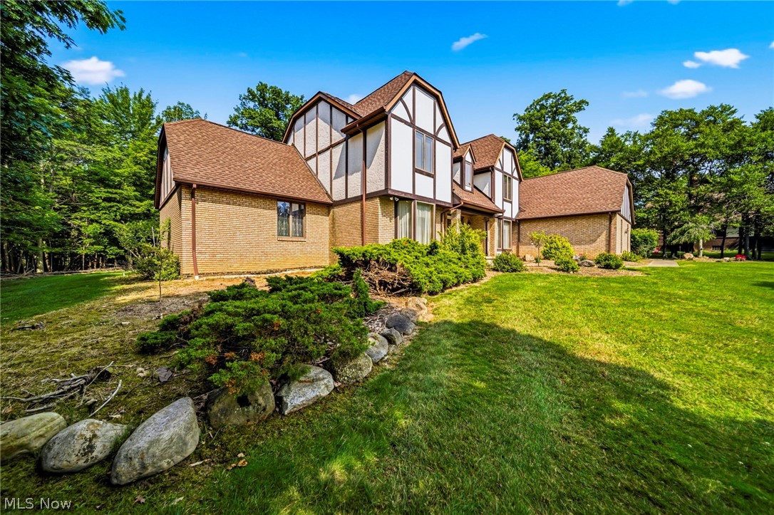 2898 Oakwood Drive Willoughby Hills OH 44094