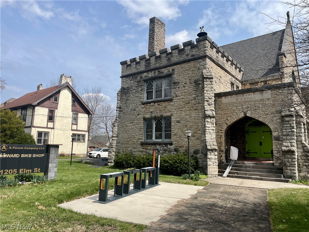 1205 Elm Street Youngstown OH 44505