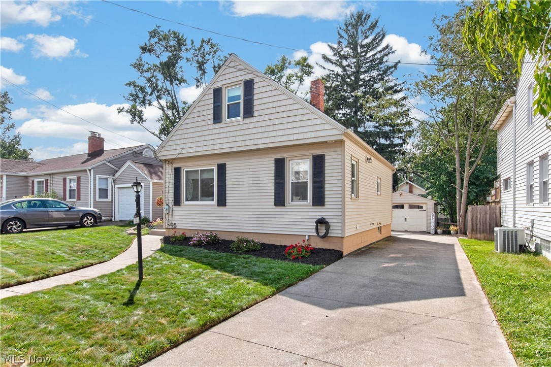 1848 17th Street Cuyahoga Falls OH 44223