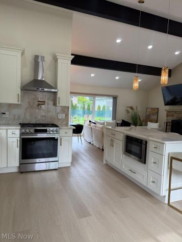 6137 Sherwood Drive North Olmsted OH 44070