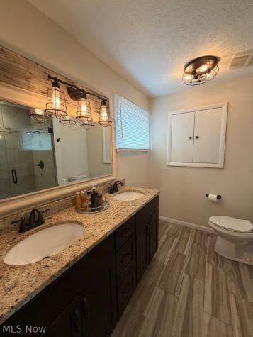 6137 Sherwood Drive North Olmsted OH 44070