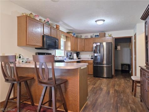 115 N Crestview Drive Creston OH 44217