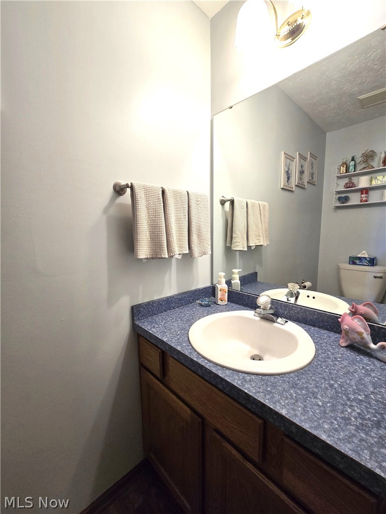 115 N Crestview Drive Creston OH 44217