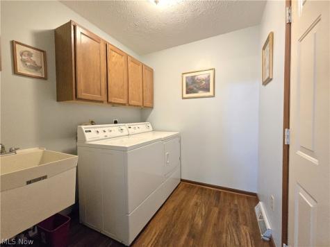 115 N Crestview Drive Creston OH 44217