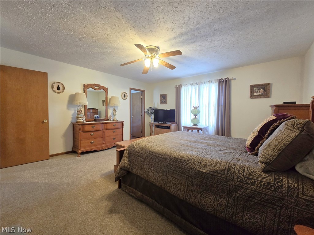 115 N Crestview Drive Creston OH 44217