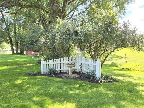 115 N Crestview Drive Creston OH 44217
