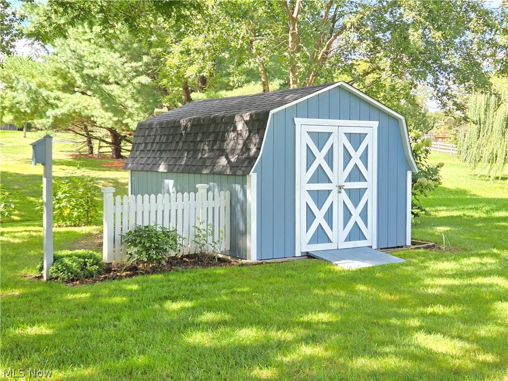 115 N Crestview Drive Creston OH 44217