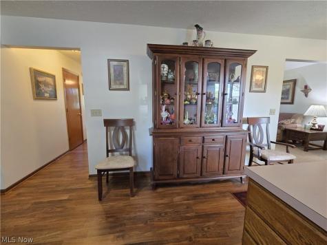 115 N Crestview Drive Creston OH 44217