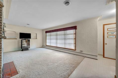 1030 Hillsdale Avenue Lorain OH 44052