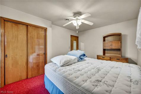1030 Hillsdale Avenue Lorain OH 44052