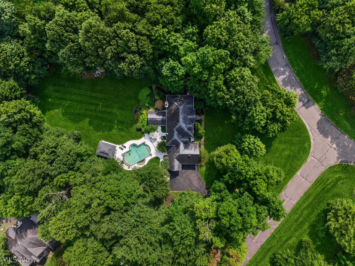 16675 Anne Lane Chagrin Falls OH 44023