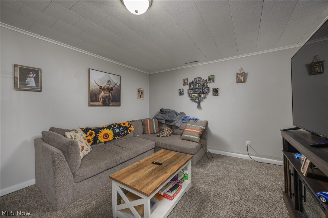 639 N 1st Street Dennison OH 44621