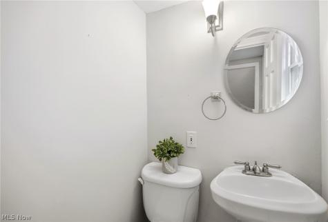 3889 Grenville Road University Heights OH 44118