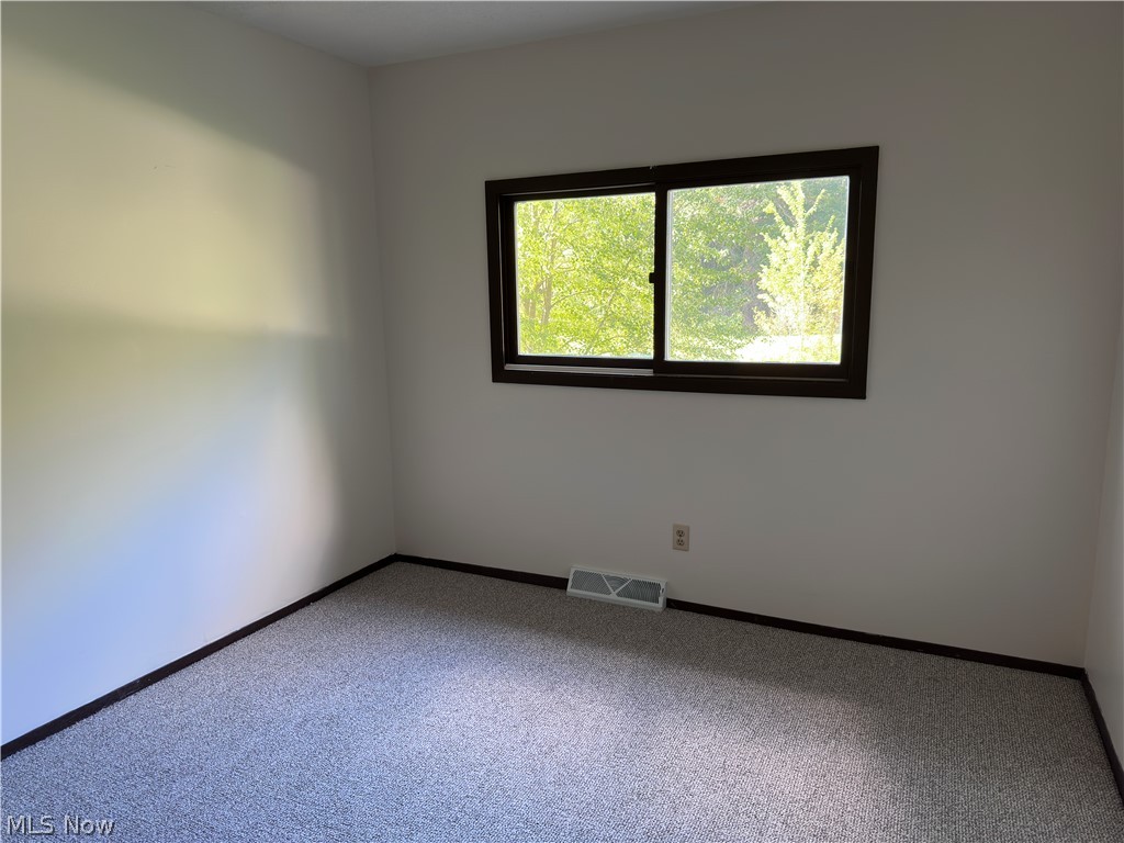 77 Leffingwell Drive Orwell OH 44076