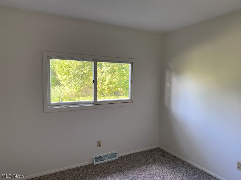 77 Leffingwell Drive Orwell OH 44076