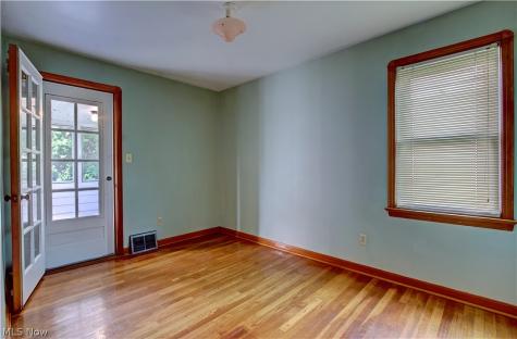 5708 Stickney Avenue Cleveland OH 44144
