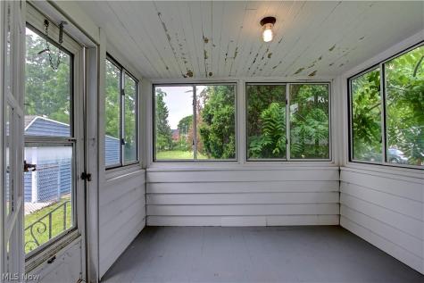 5708 Stickney Avenue Cleveland OH 44144